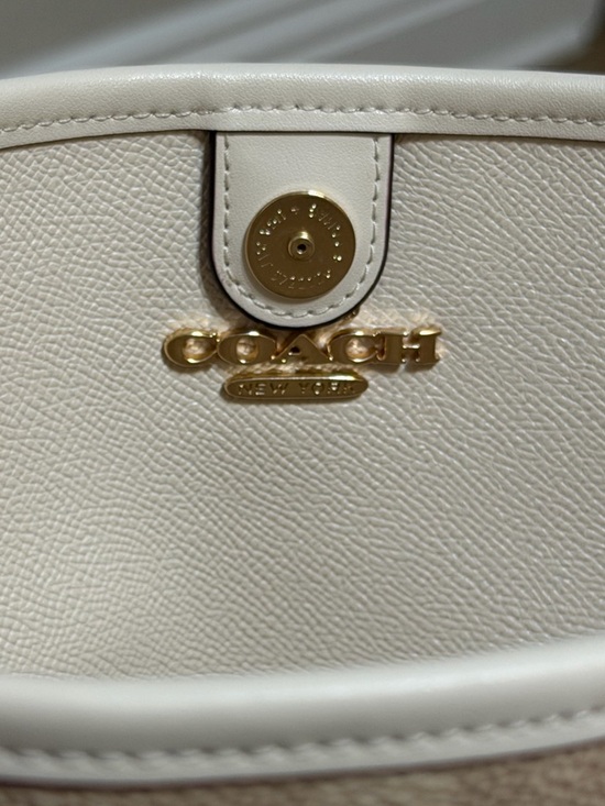 Coach Signature City Bucket Bag NWT - Picture 7 of 11